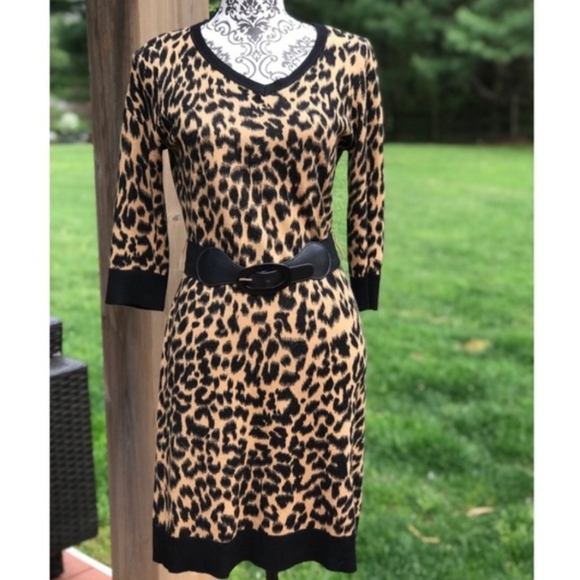 Roz & Ali Leopard Print Sweater Dress - Picture 2 of 15